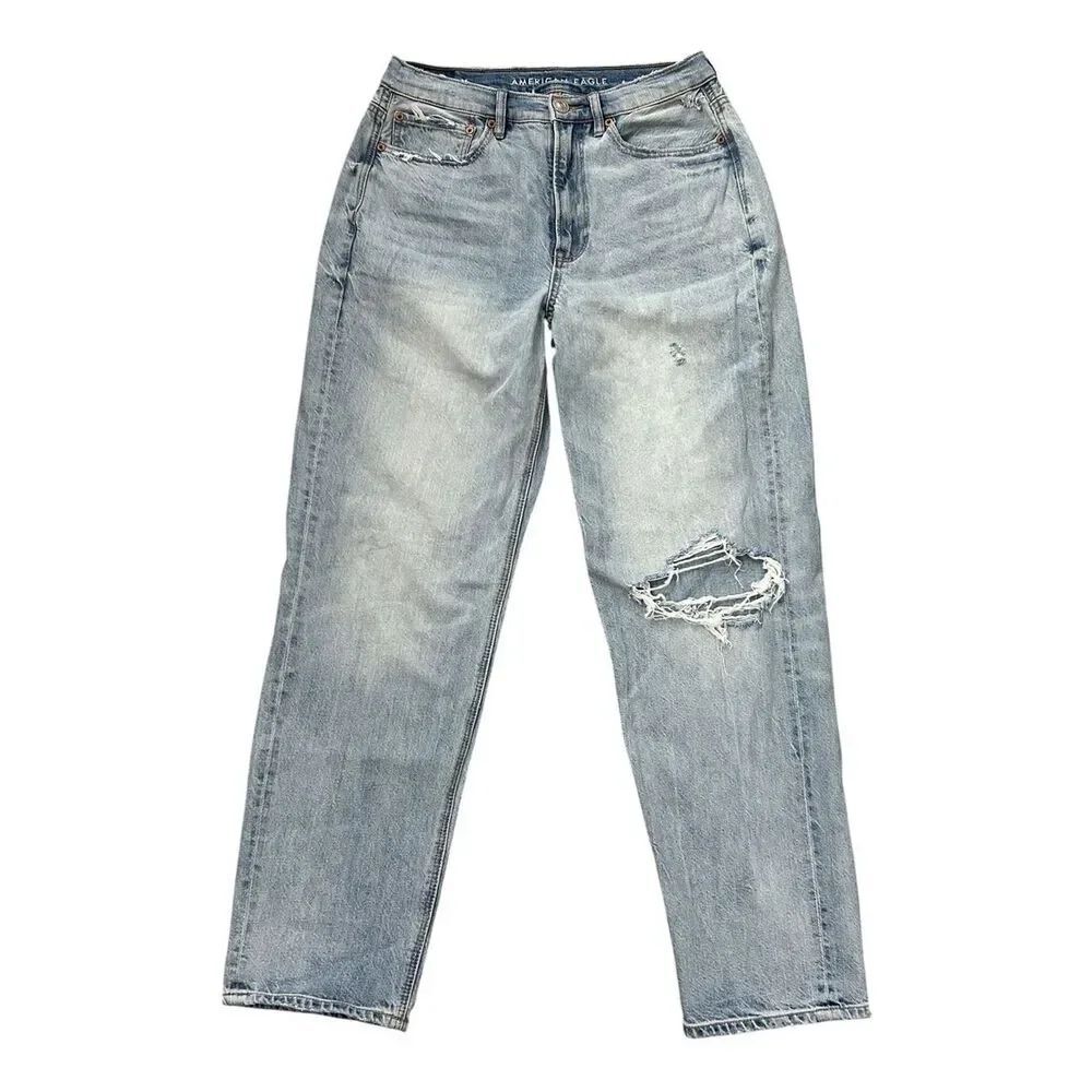 American Eagle 90s Boyfriend Light Wash Jeans